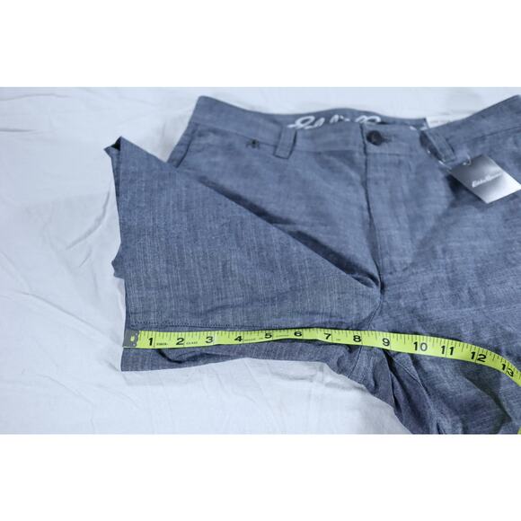 Eddie Bauer Camano Short 2.0 Blue Chambray Size 30 NWT - Picture 4 of 12